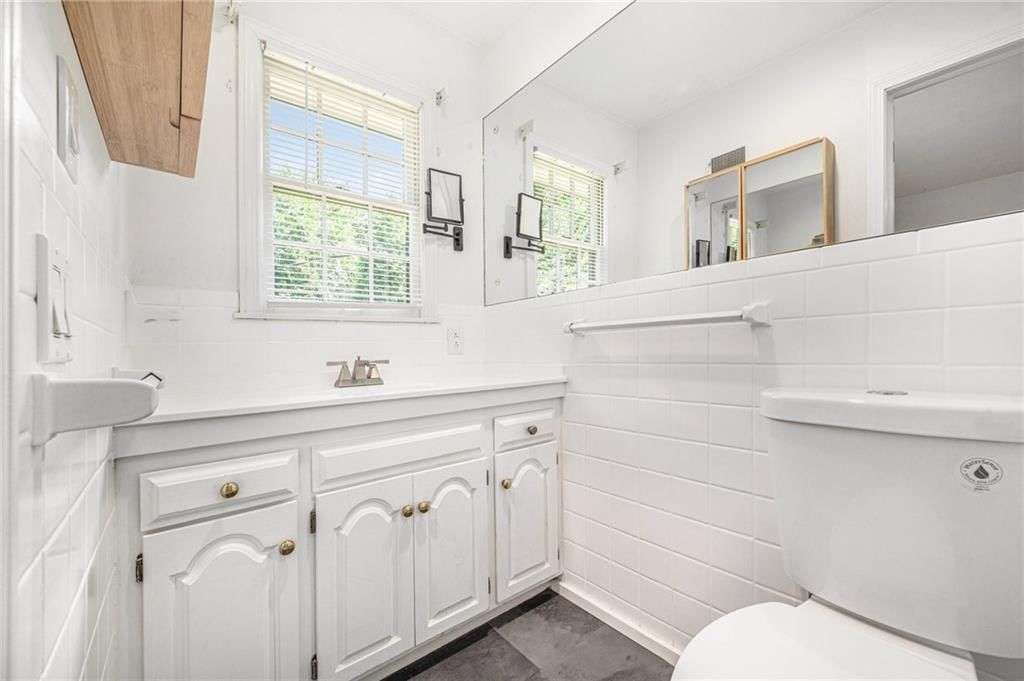 3322 W 95th Street — photo 31