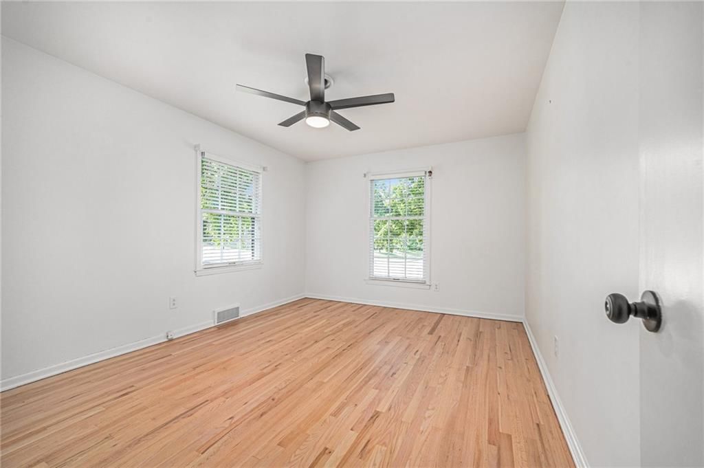 3322 W 95th Street — photo 34