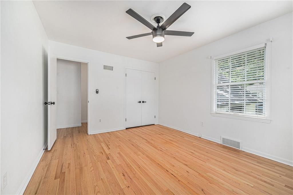 3322 W 95th Street — photo 35