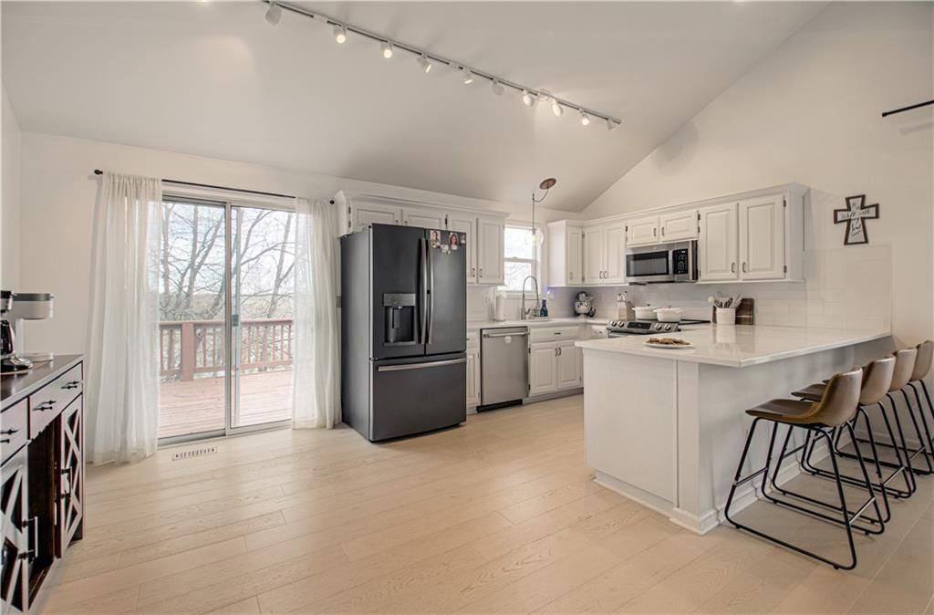 5916 Albervan Street — photo 8