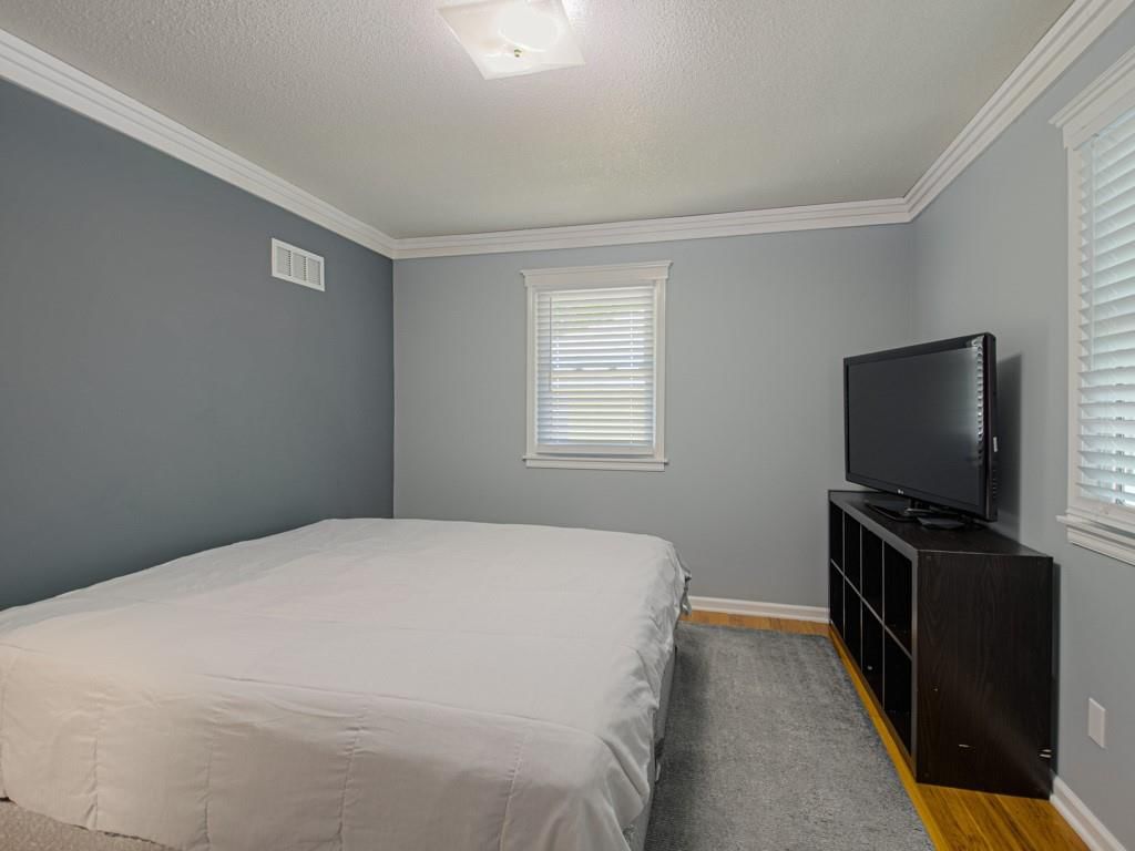 2213 N Mcbride Avenue — photo 18
