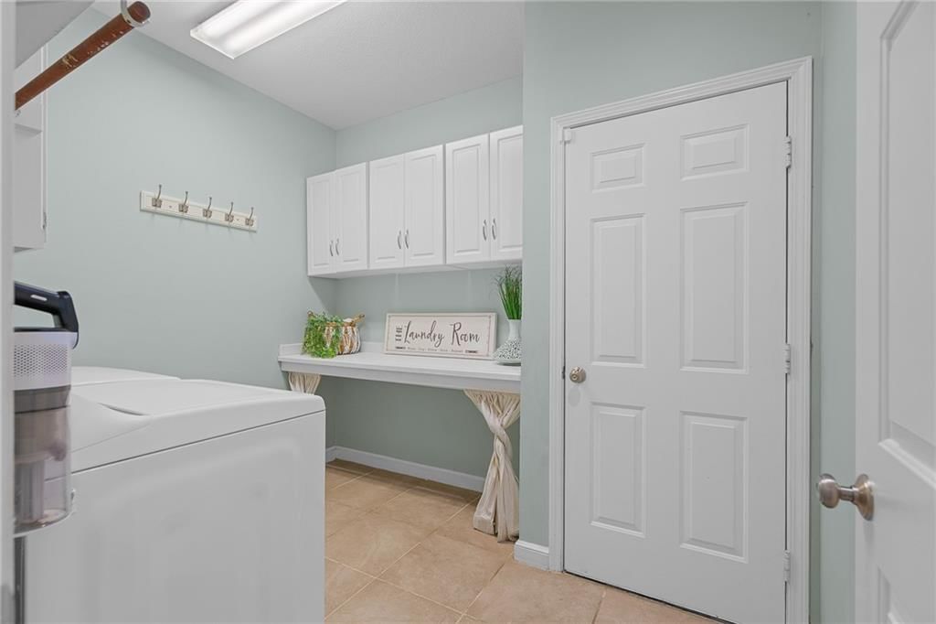 8512 N Oregon Avenue — photo 24