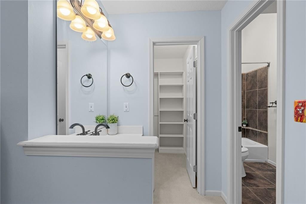 8512 N Oregon Avenue — photo 37