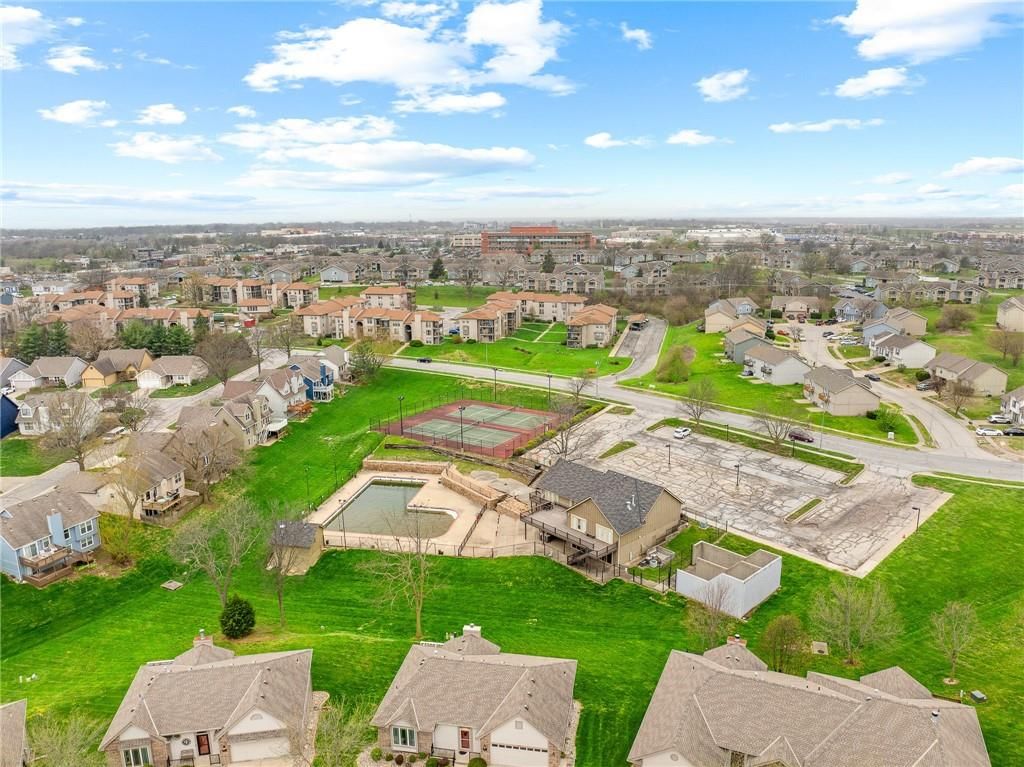 8512 N Oregon Avenue — photo 69