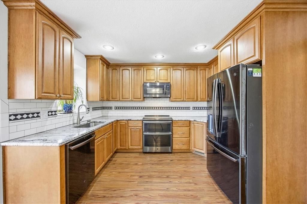 1104 SE 7th Street — photo 7