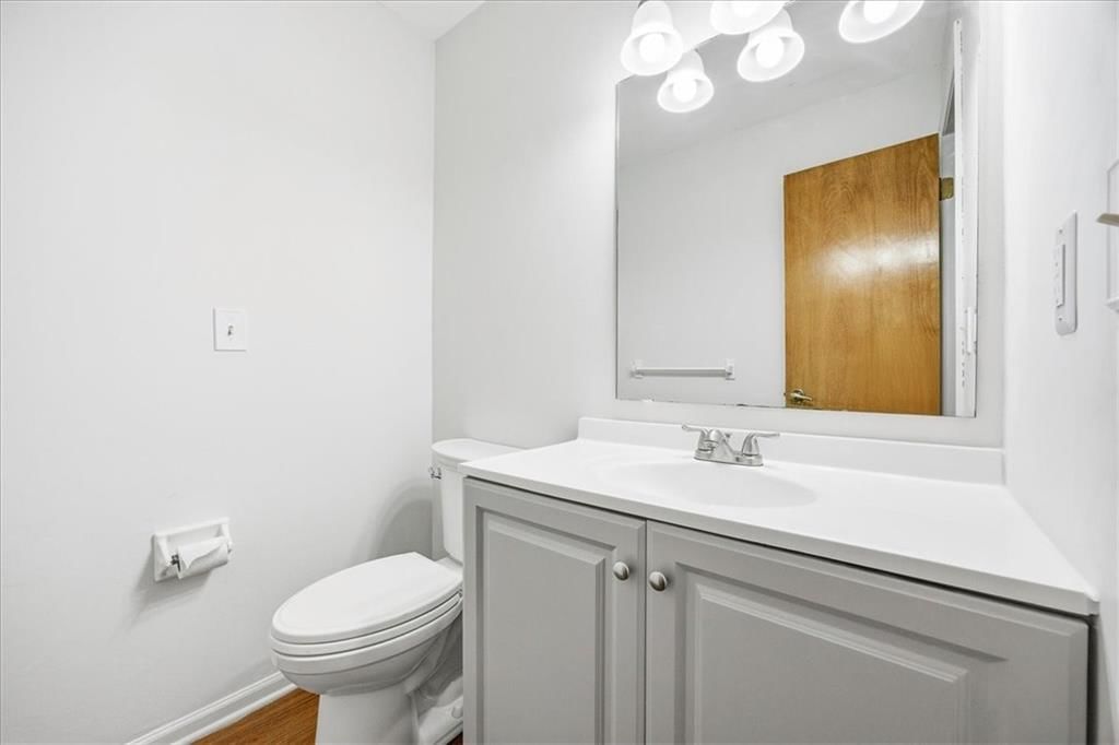 1104 SE 7th Street — photo 9