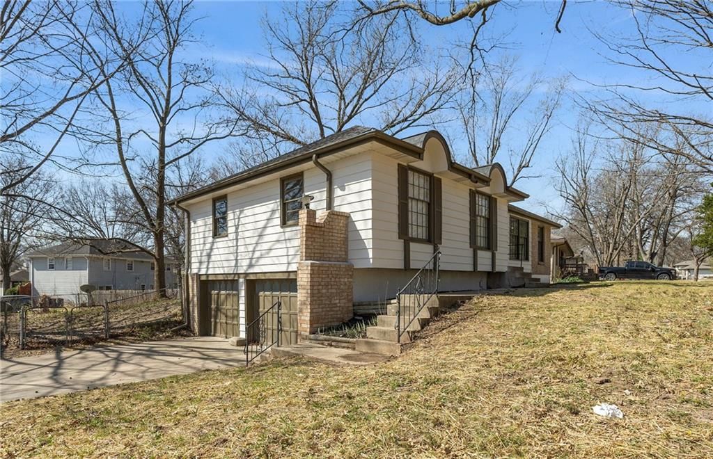 8825 Mcelroy Road — photo 4