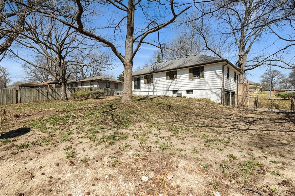 8825 Mcelroy Road — photo 38