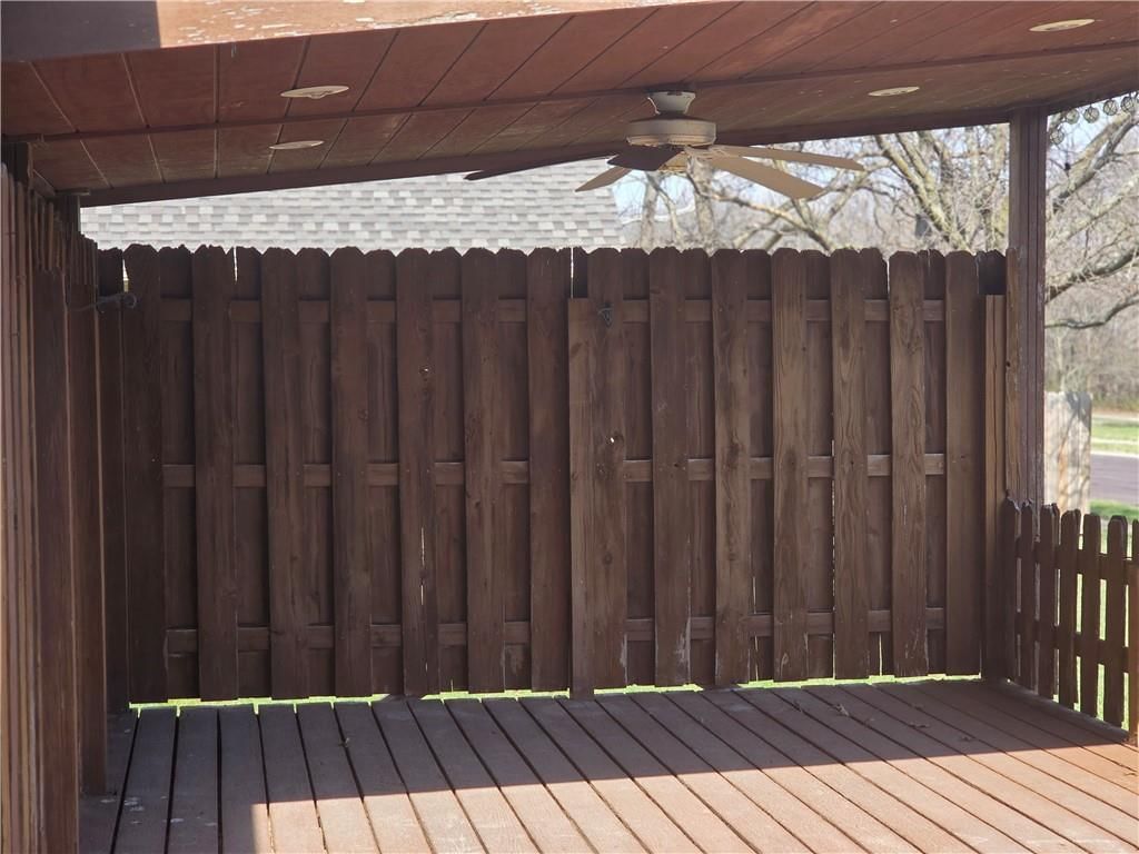 10801 W 116th Terrace — photo 30