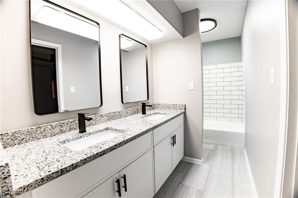 4518 Holly Street — photo 3