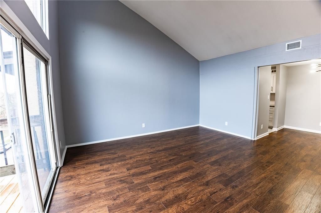 4518 Holly Street — photo 5