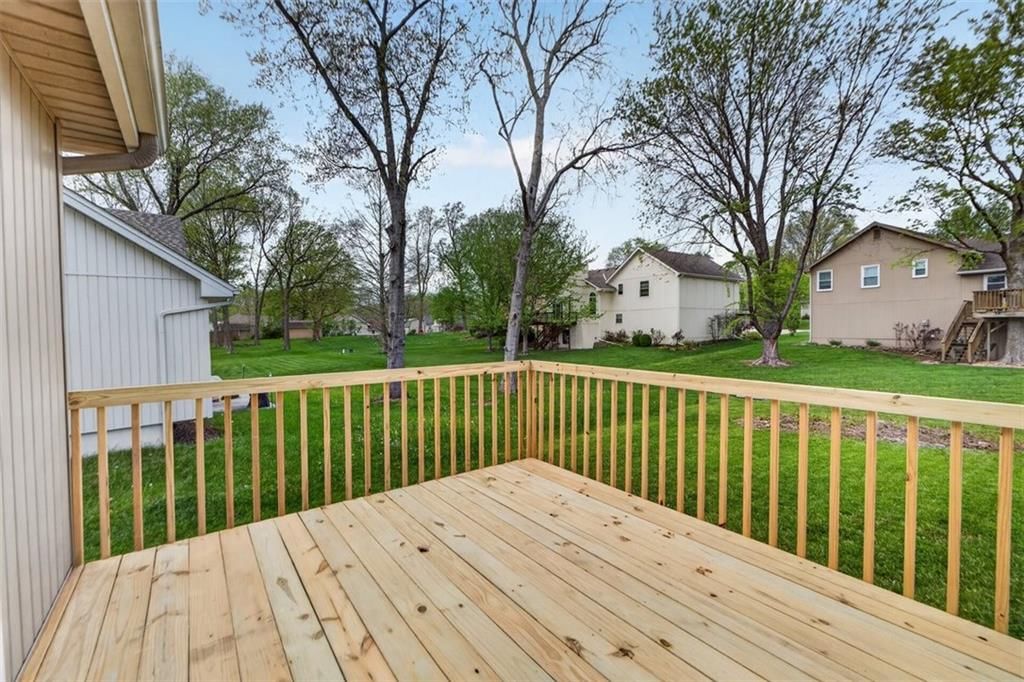 1016 NE 103RD Street — photo 27