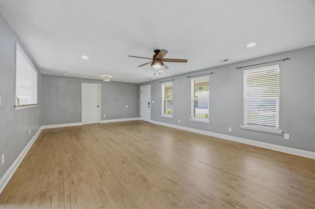21877 Nall Road — photo 5