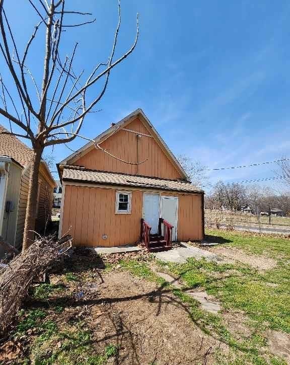 2203 Agnes Avenue — photo 7