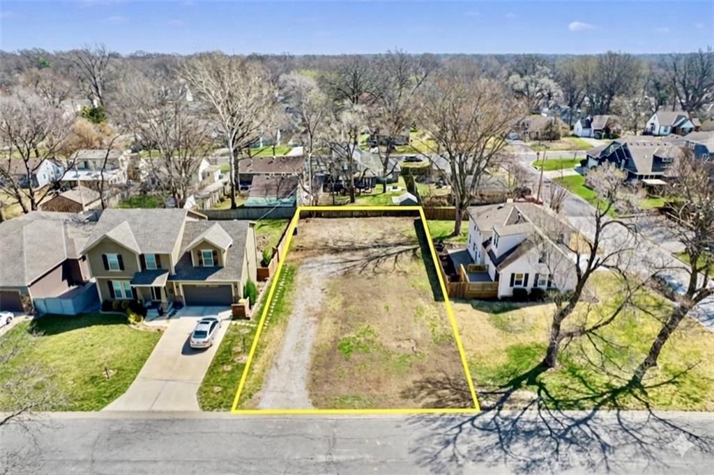 5539 Maple Street, Mission, KS