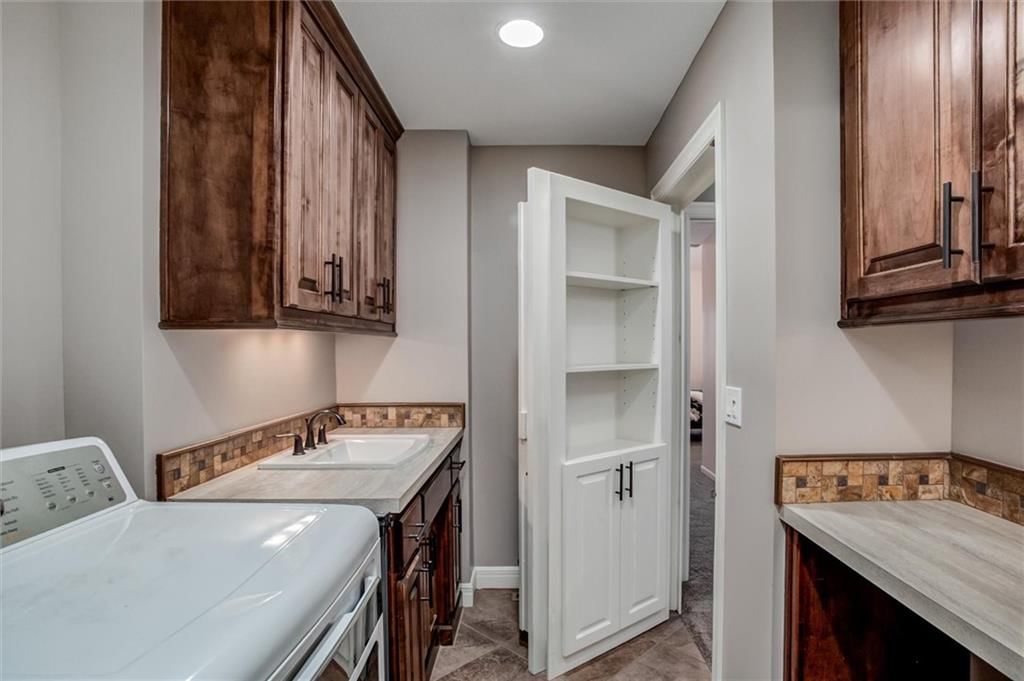8005 Belford Street — photo 23