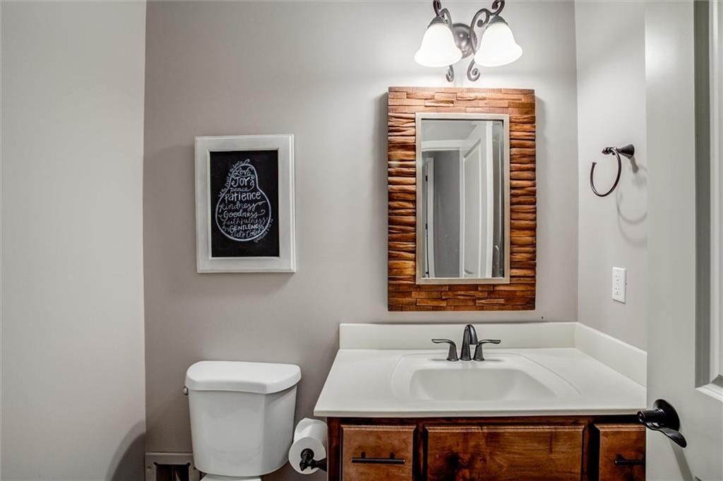 8005 Belford Street — photo 37