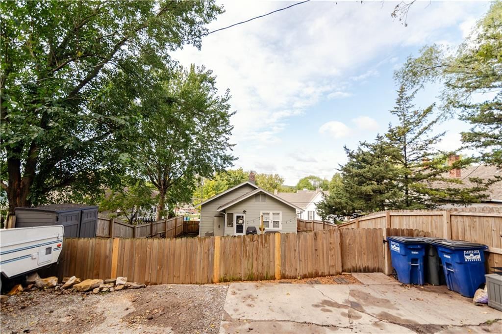 705 4th Street — photo 30