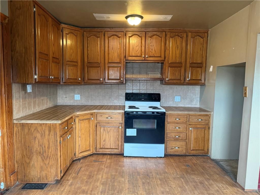 224 Walnut Street — photo 5