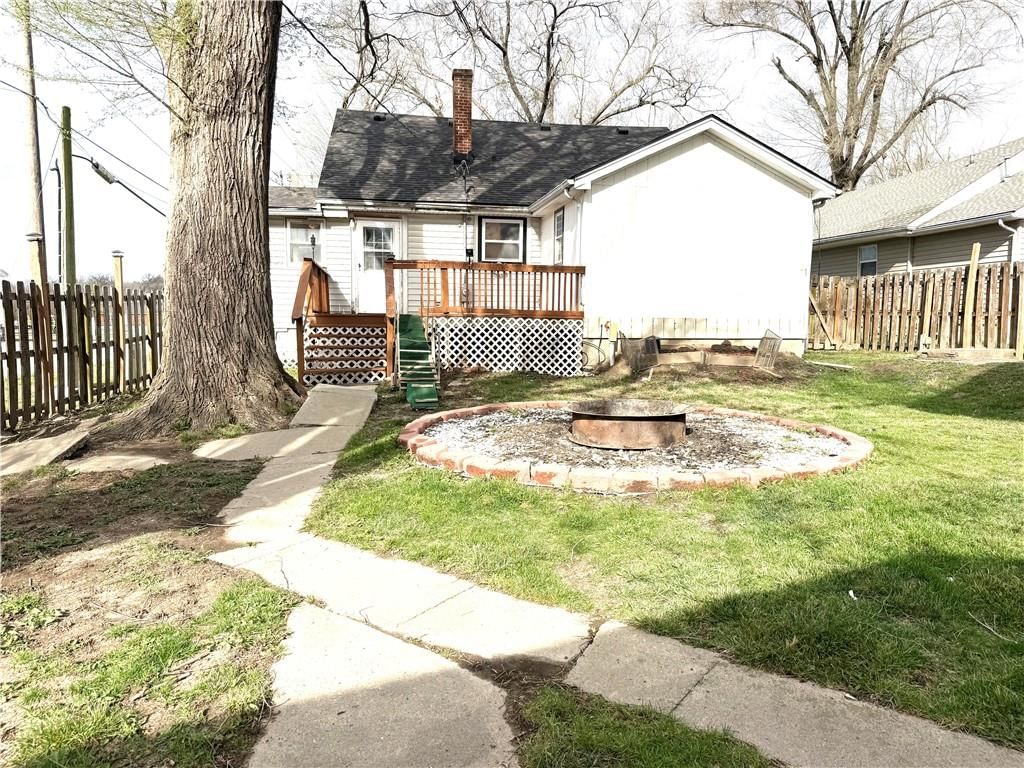 224 Walnut Street — photo 19