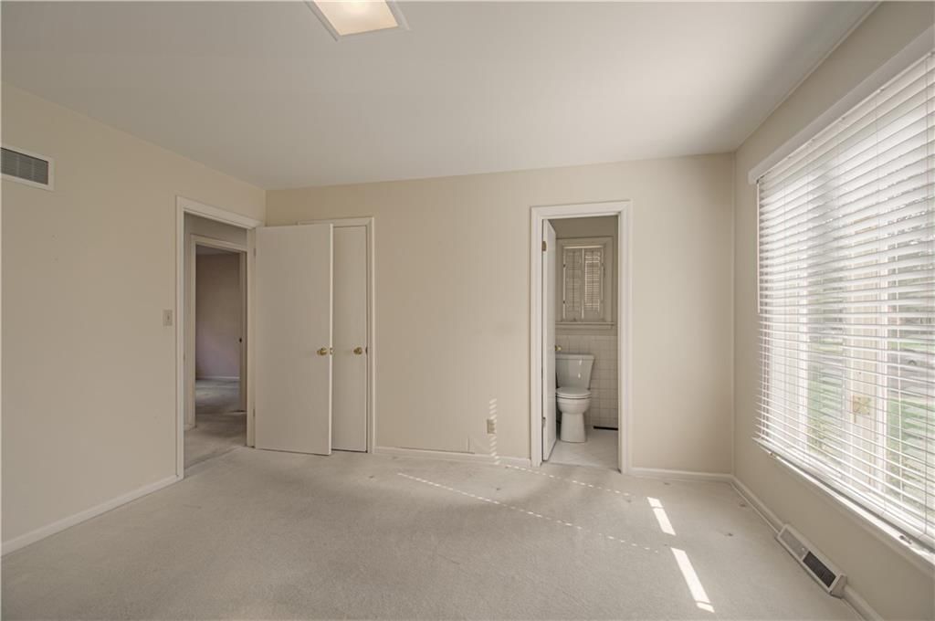 8120 Sagamore Road — photo 11