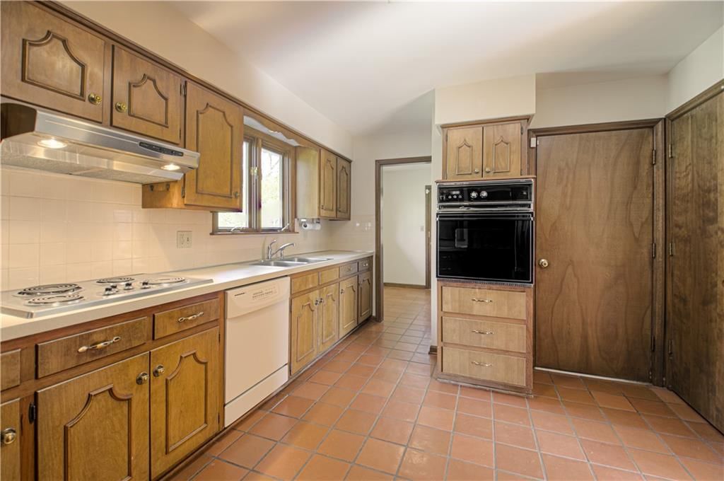 8120 Sagamore Road — photo 15