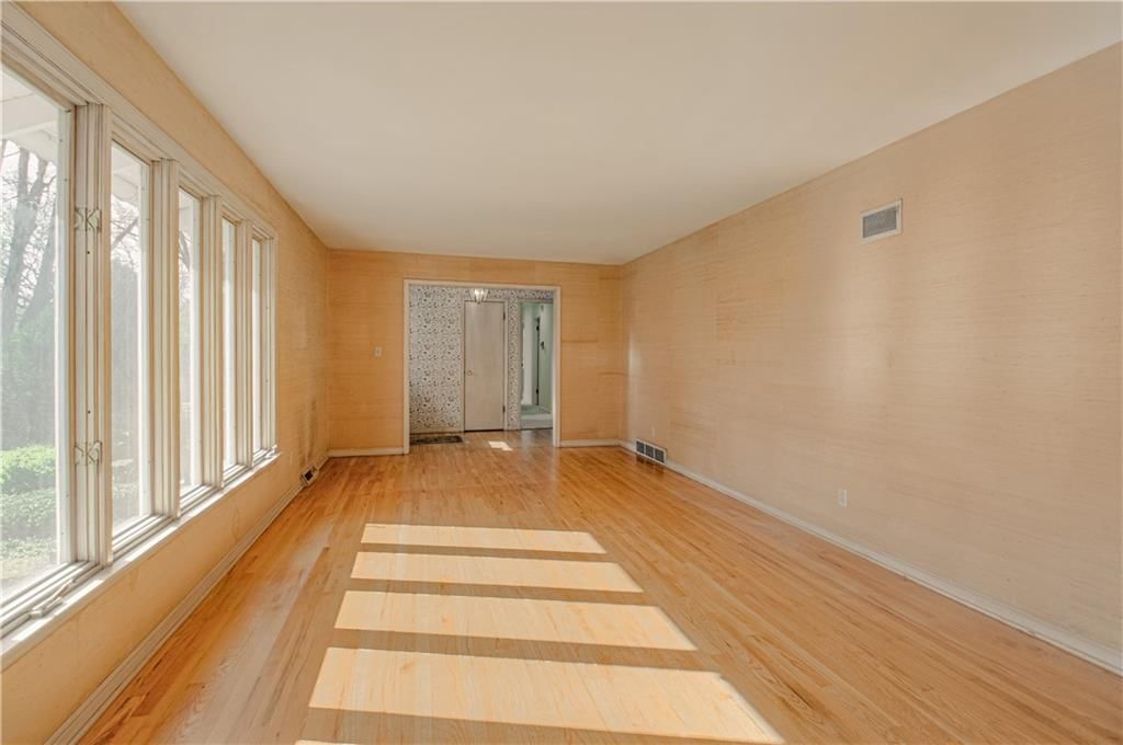 8120 Sagamore Road — photo 19