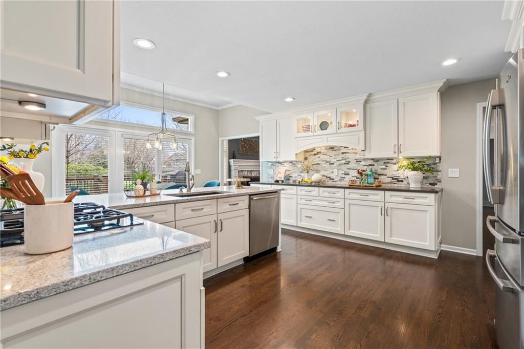 5004 W 128th Street — photo 24