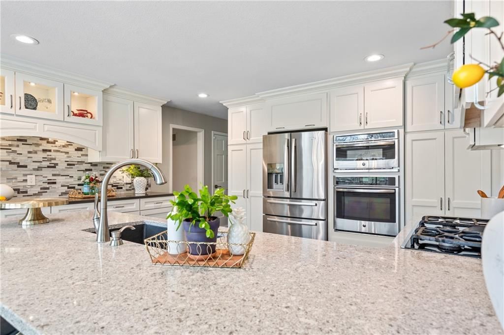 5004 W 128th Street — photo 26
