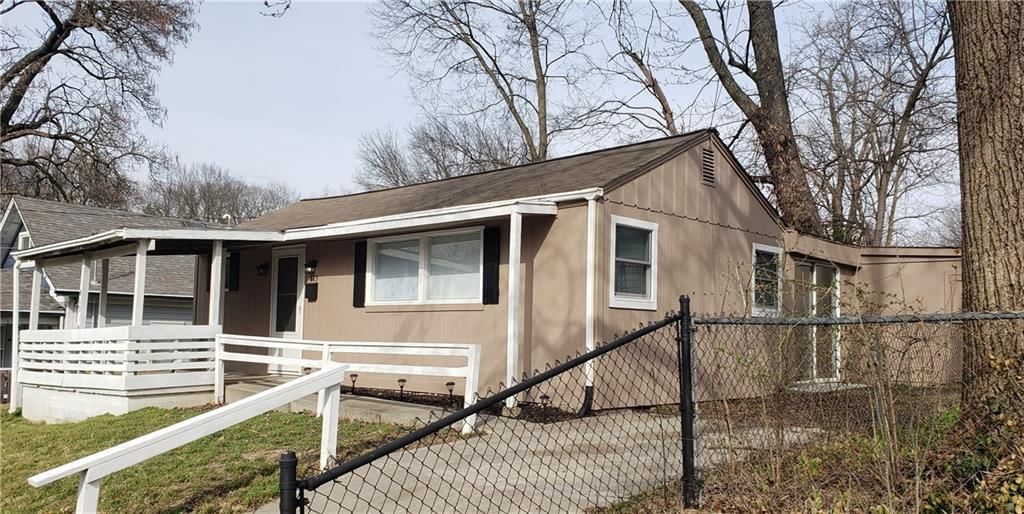 813 S Liberty Street, Independence, MO