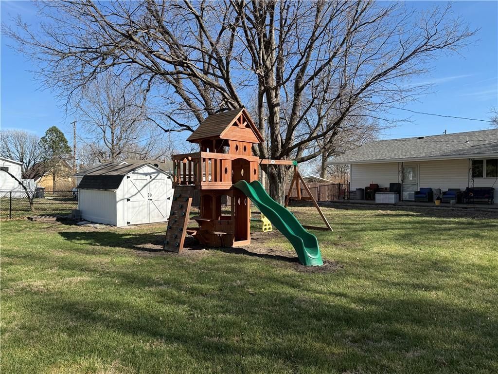 110 Osage Avenue — photo 3