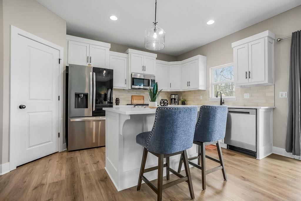 1020 S 12th Terrace — photo 10