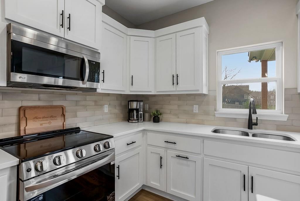 1020 S 12th Terrace — photo 13