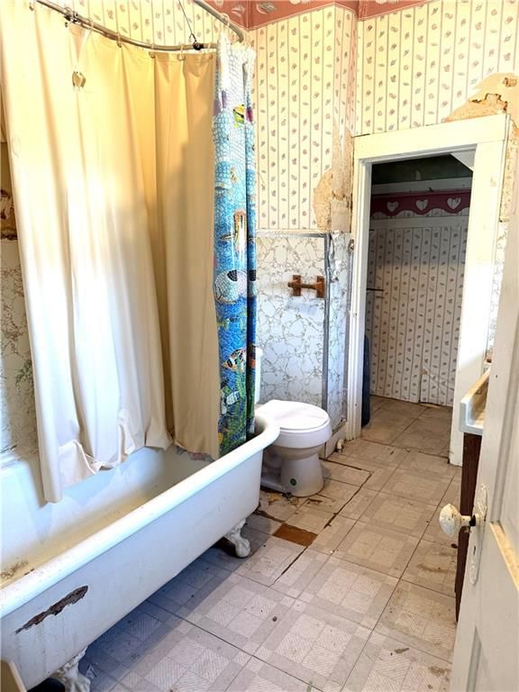 400 E North Main Street — photo 11