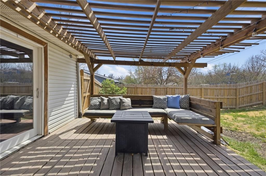1311 Cherry Street — photo 24