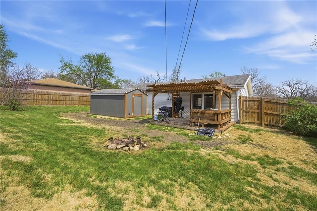 1311 Cherry Street — photo 28