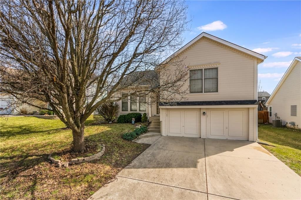 1104 River Run Drive — photo 4