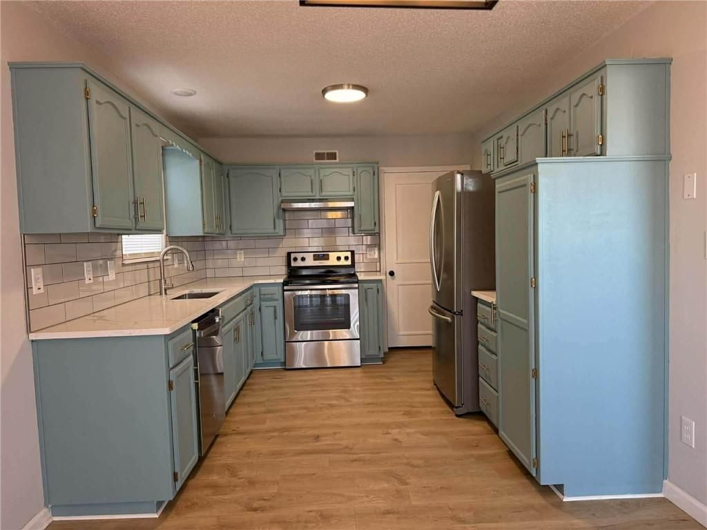14914 E 48th Terrace — photo 15
