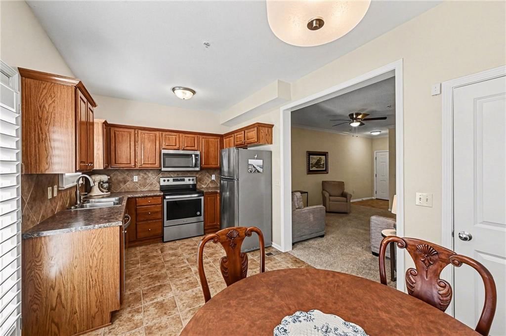 8954 Boehm Drive — photo 9