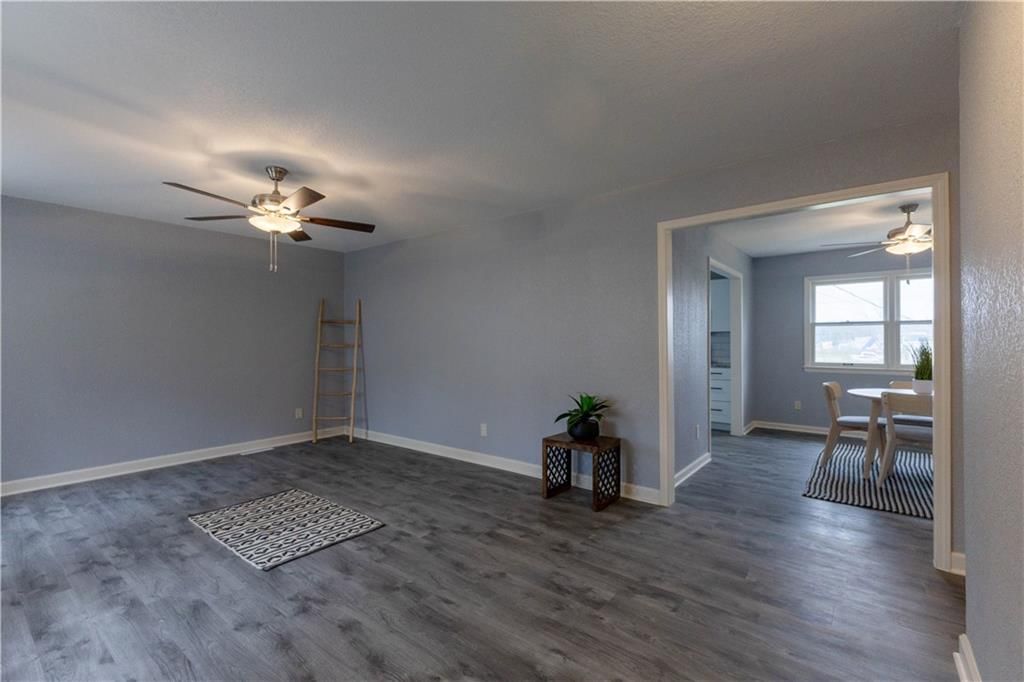 11601 Bennington Avenue — photo 3