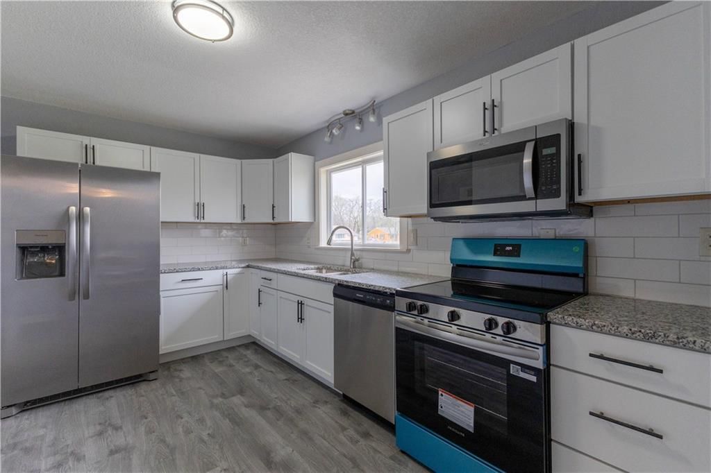 11601 Bennington Avenue — photo 13