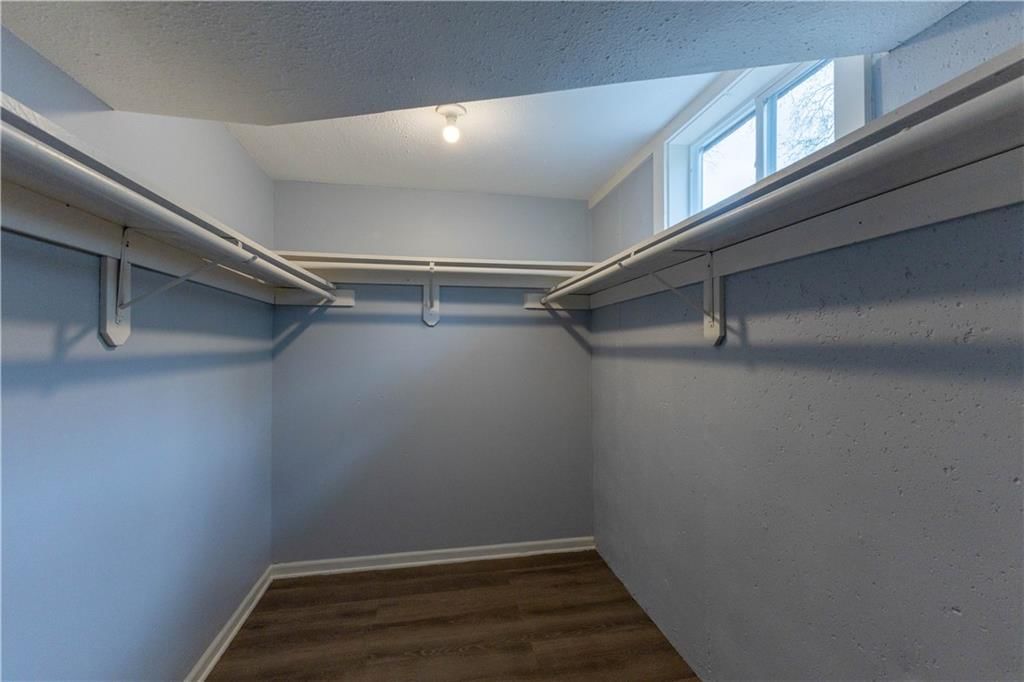 11601 Bennington Avenue — photo 17