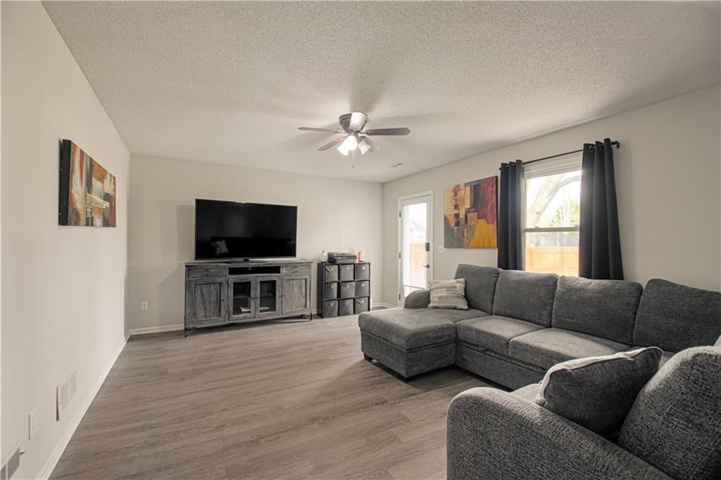 17230 W 156th Terrace — photo 22