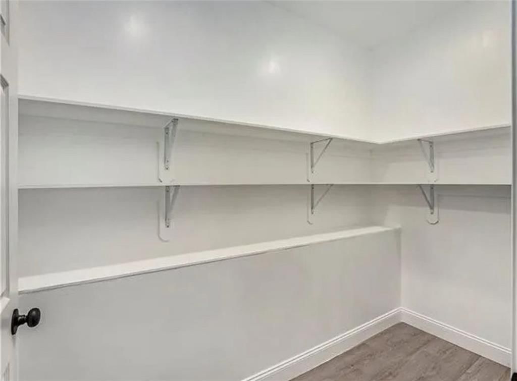 508 W Shawnee Street — photo 2