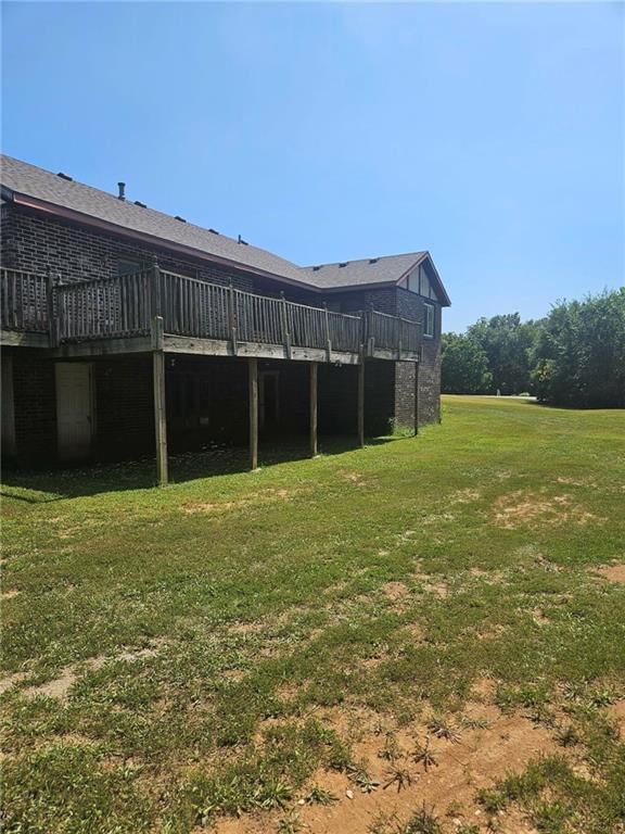 Fenced yard at 25410 High Drive, Excelsior Springs, MO 64024