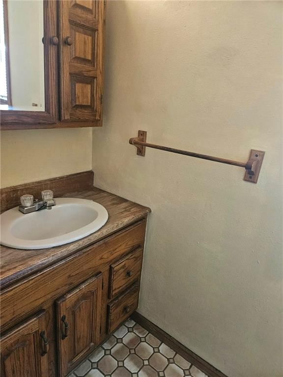 Photo 19 of 62, 25410 High Drive, Excelsior Springs, MO 64024