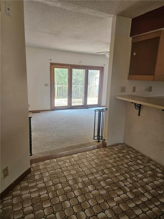 Photo 27 of 62 - 25410 High Drive, Excelsior Springs, MO 64024