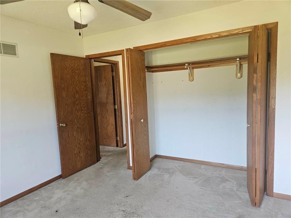 Photo 38 of 62 - 25410 High Drive, Excelsior Springs, MO 64024
