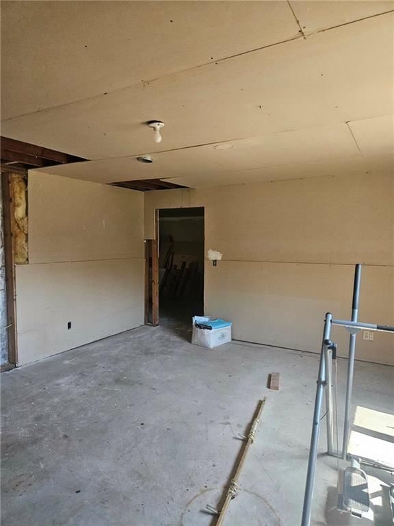 Photo 41 of 62 - 25410 High Drive, Excelsior Springs, MO 64024