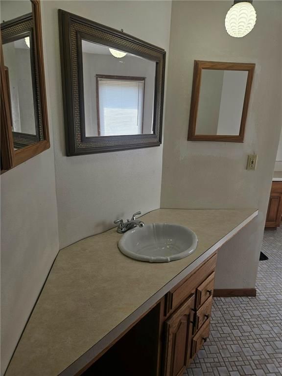 Photo 53 of 62 - 25410 High Drive, Excelsior Springs, MO 64024